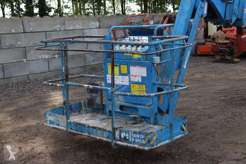 Plataforma elevadora Aichi SP21AJ