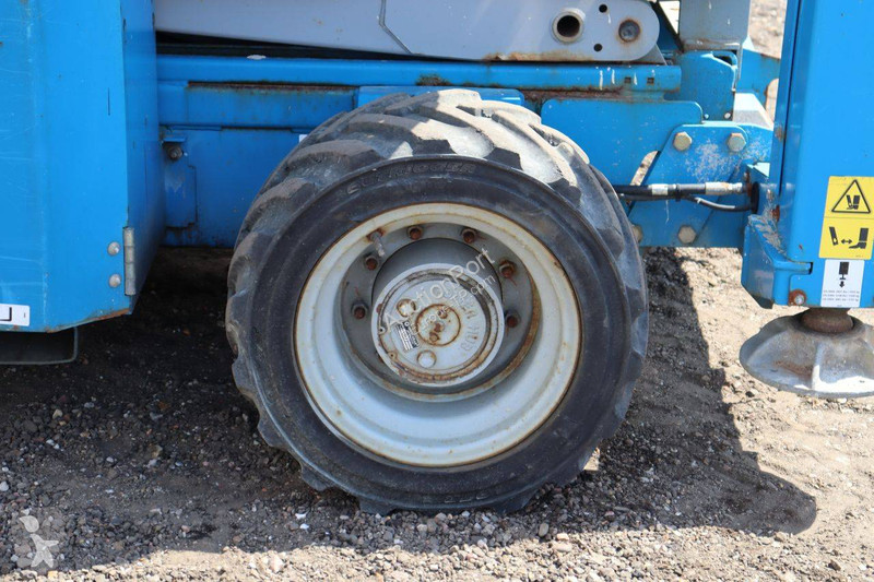 Plataforma elevadora Genie GS3369