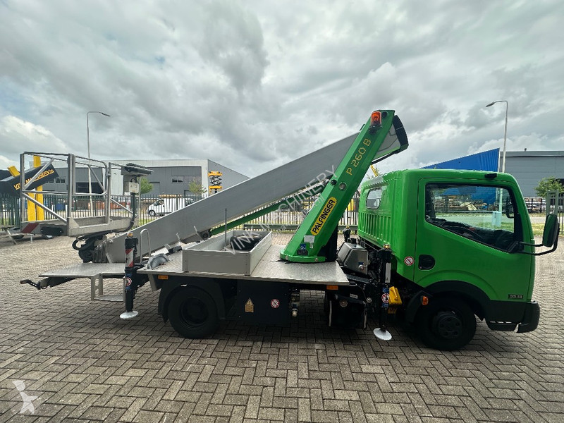 Hoogwerker Palfinger P 260 B op Nissan Cabstar
