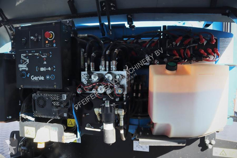 Gondola Genie Z60/37FE Valid Inspection,...