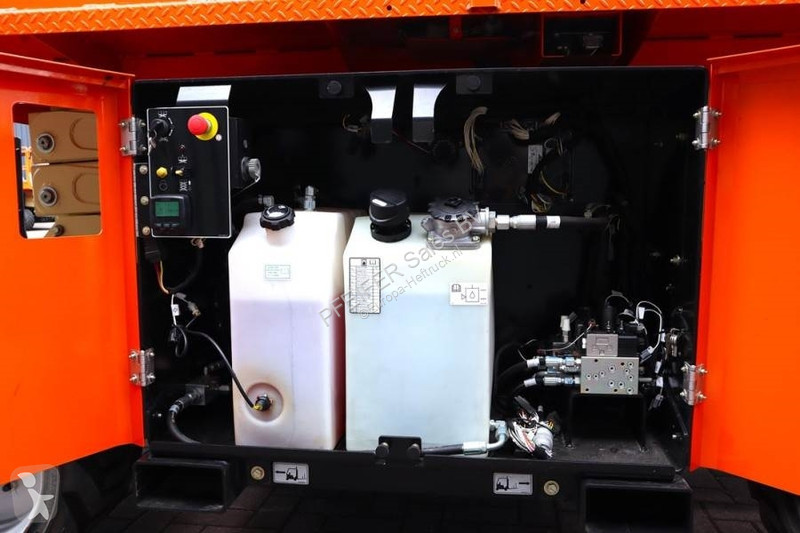 منصة تلسكوبية JLG RT2669 Unused, Diesel, 10m...