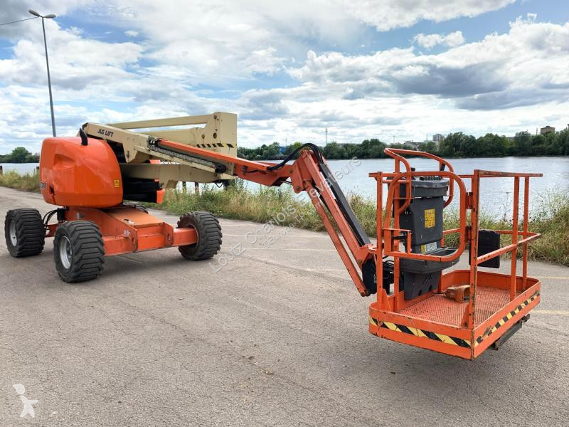Piattaforma aerea JLG