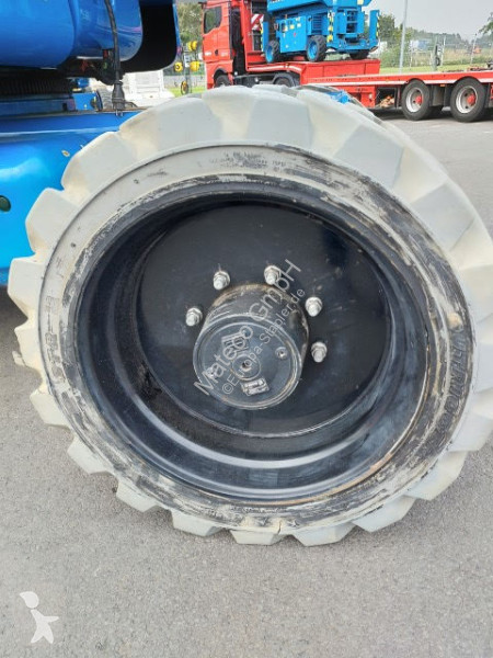 Nacelle Niftylift HR28 HYBRID 4X4
