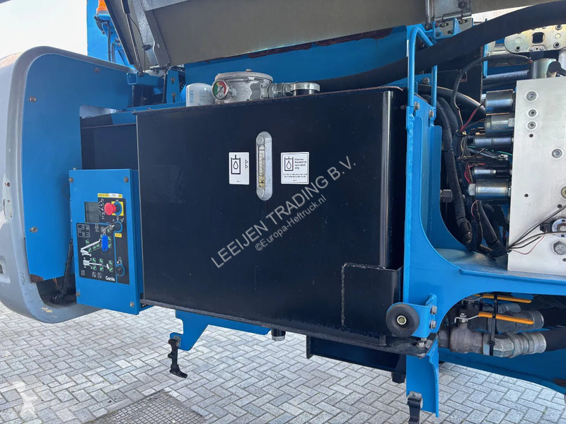 Plataforma Genie SX-180 RJ 4x4x4 boomlift, 2013...