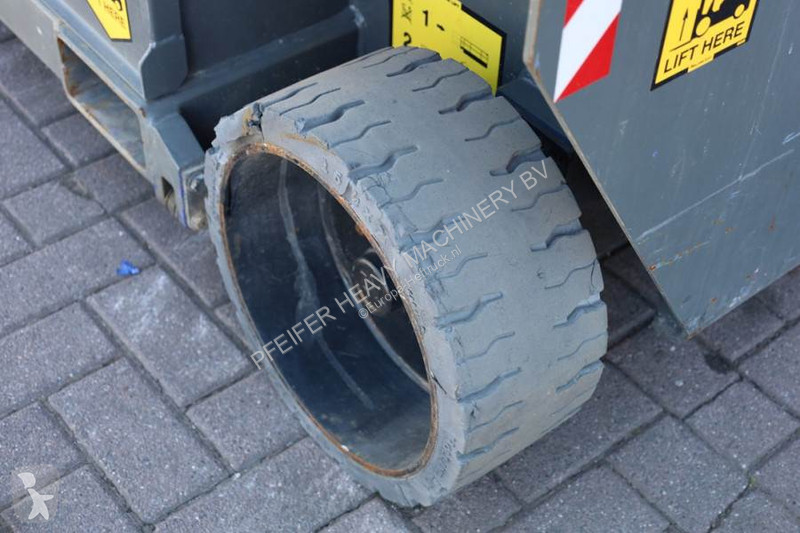 منصة تلسكوبية Hollandlift Ecostar HL-9710...