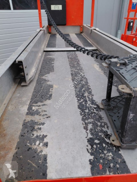 Piattaforma aerea JLG