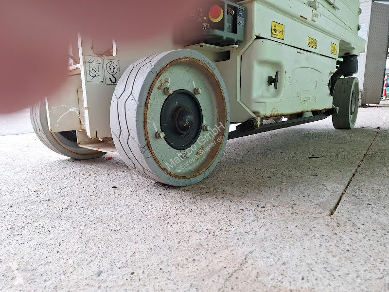 Piattaforma aerea JLG