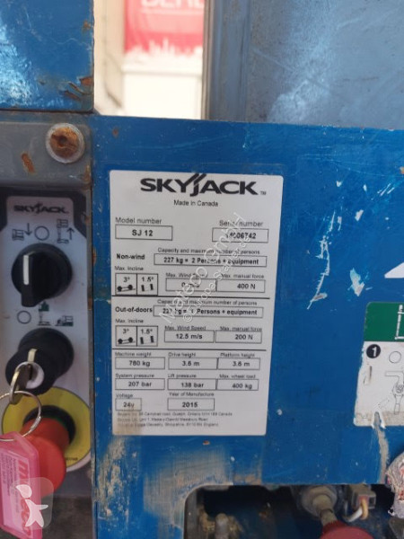Piattaforma aerea Skyjack SJ12