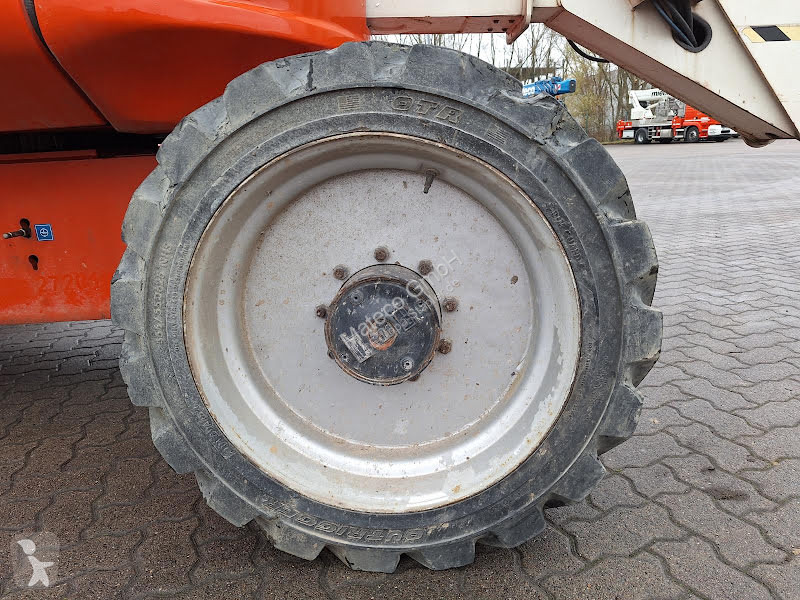Plataforma elevadora JLG