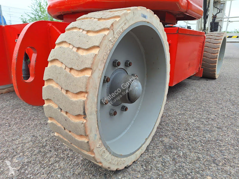 منصة تلسكوبية Genie Z34/22N