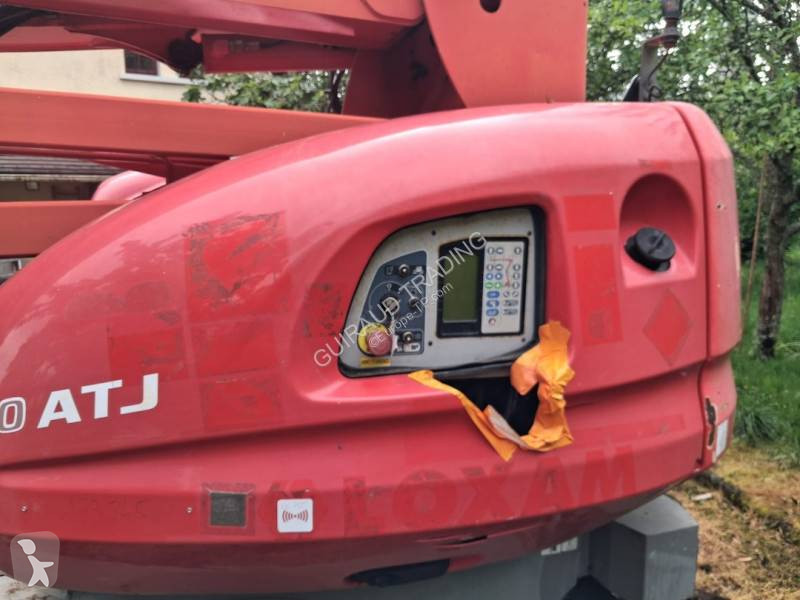 Автовышка Manitou