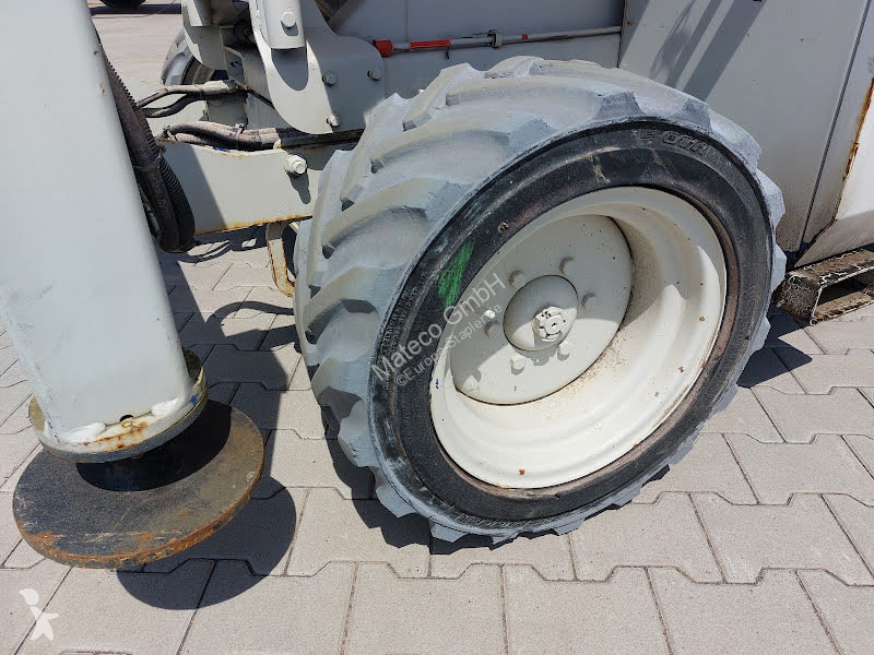 Vysokozdvižná plošina Skyjack SJ6832