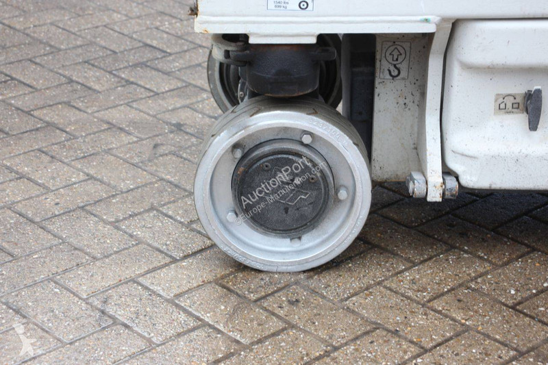 Plataforma elevadora JLG