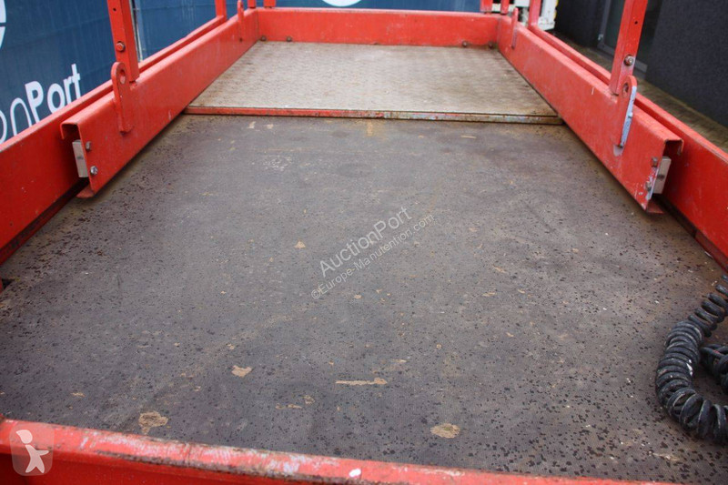 Plataforma elevadora Hollandlift MONOSTAR Y-64EL14