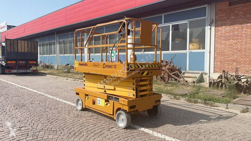 Вишка Haulotte COMPACT 12