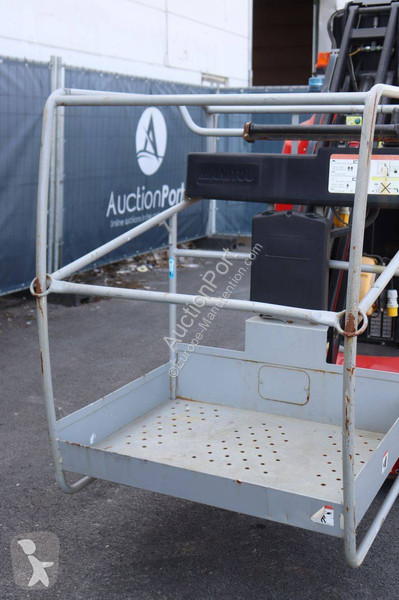 Plataforma elevadora Manitou