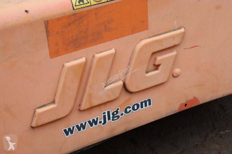 Plataforma elevadora JLG