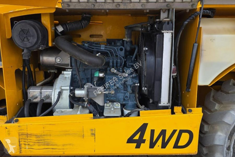 升降机 Haulotte Compact 12DX Diesel, 4x4 Drive,...