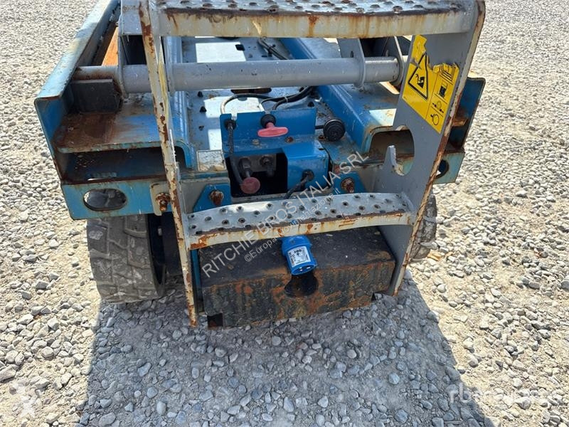 Автовышка Genie Electric Scissor Lift
