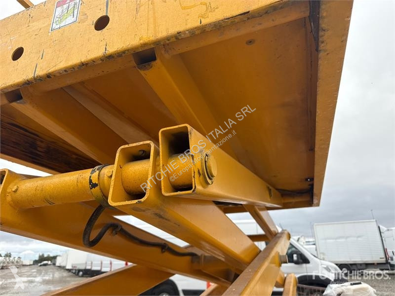 Emelőkosár Haulotte Electric Scissor Lift