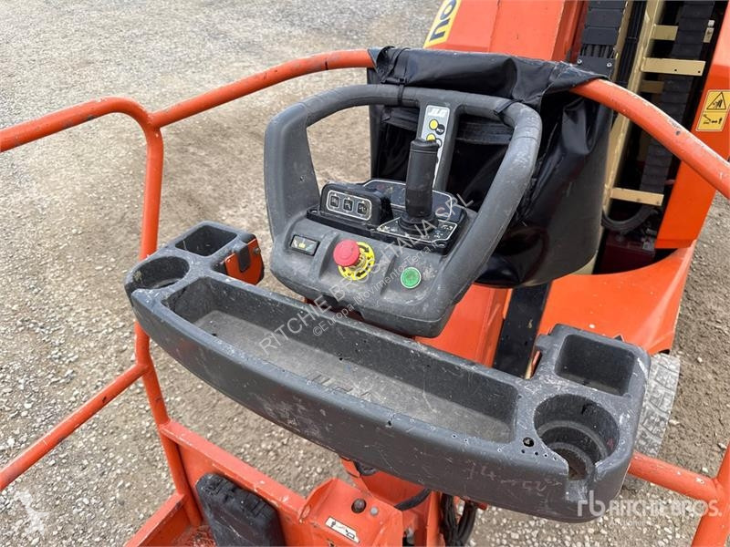 升降机 JLG 12E Vertical Mast Lift