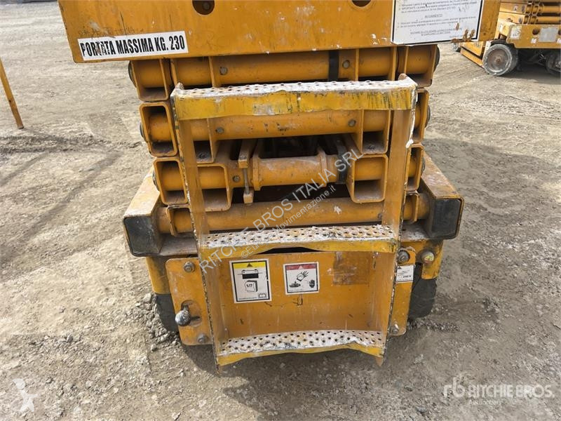 Emelőkosár Haulotte 10N Scissor Lift (Inoperable)
