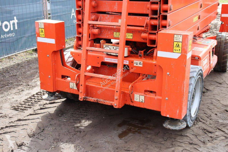 升降机 JLG M4069