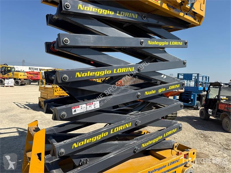 Emelőkosár XCMG XG1412AC Electric Scissor Lift