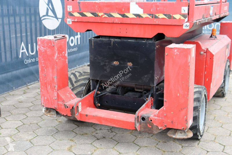 Emelőkosár Manitou