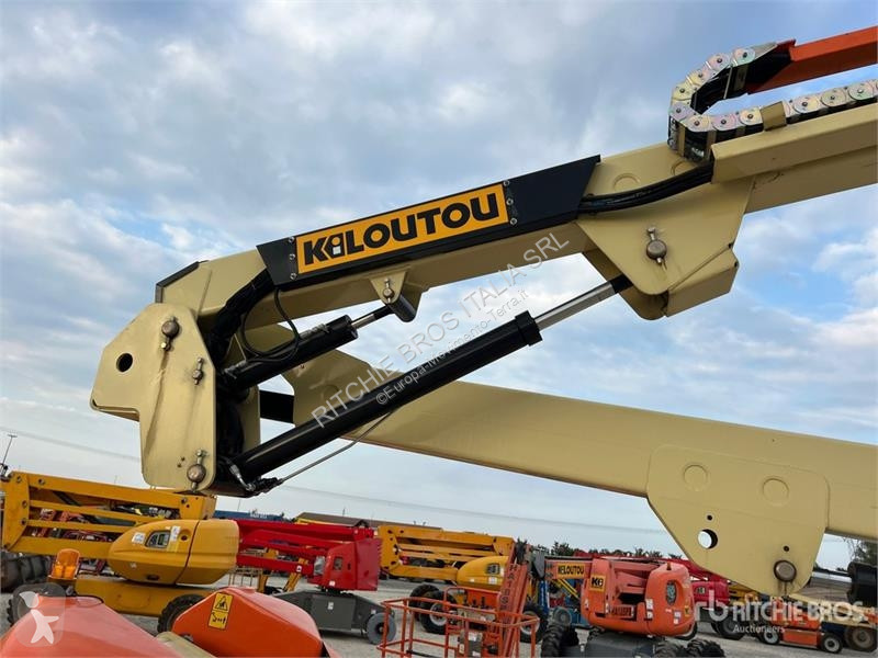 Plataforma elevadora JLG 450AJ  Electric...
