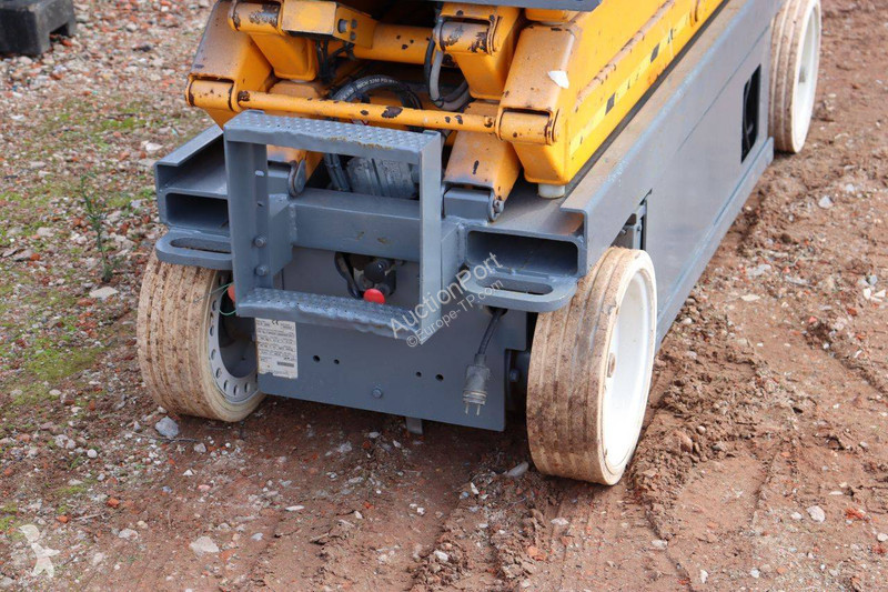 Lift Skyjack SJIII-3220