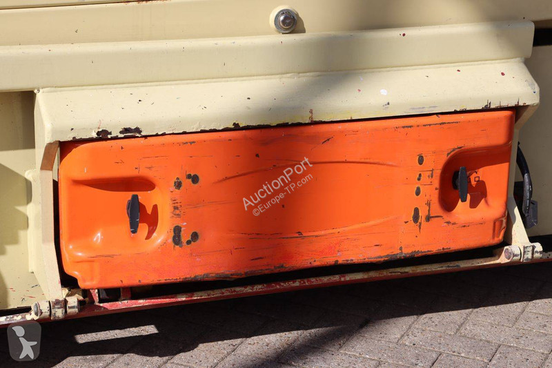 Plataforma elevadora JLG