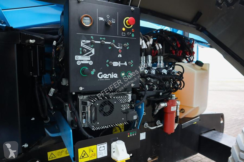 Vysokozdvižná plošina Genie Z60/37FE Hybrid 4x4...