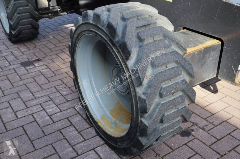 Gondola Genie Z60/37FE Valid Inspection,...