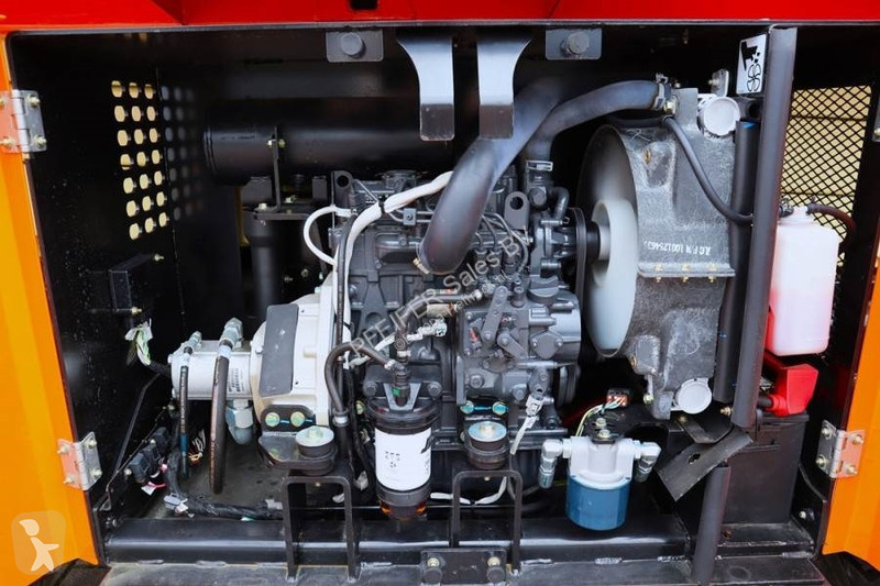 منصة تلسكوبية JLG RT2669 Unused, Diesel, 10m...