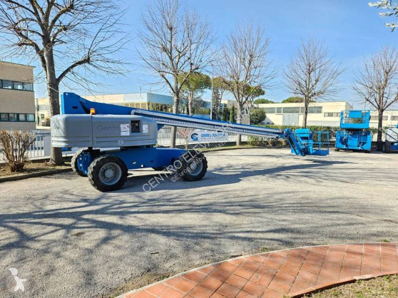 Piattaforma aerea Genie S85 4 WD