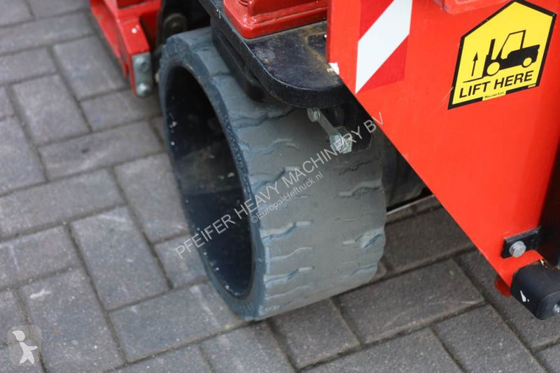 منصة تلسكوبية Hollandlift Ecostar HL-7810...