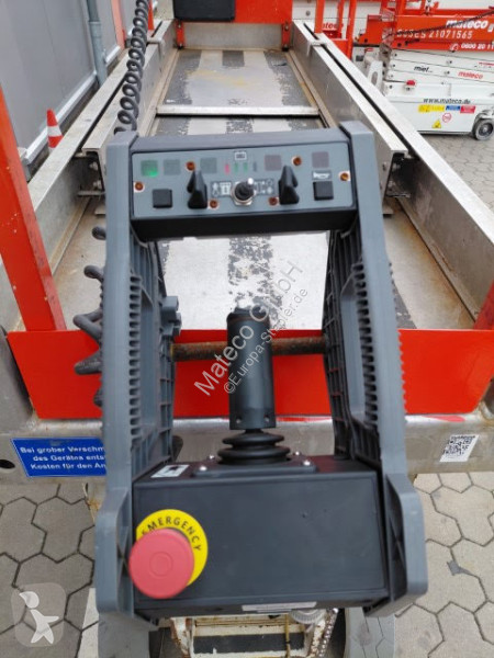 Piattaforma aerea JLG
