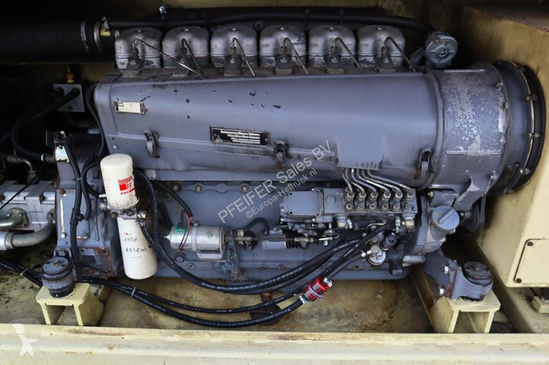 Vysokozdvižná plošina JLG SL320-30 Diesel, 4x4...
