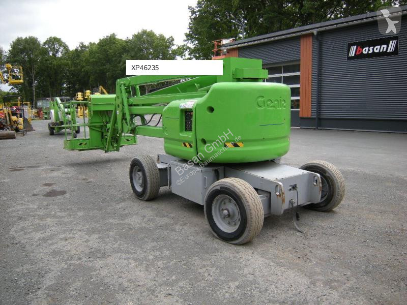 منصة تلسكوبية Genie Z45/25