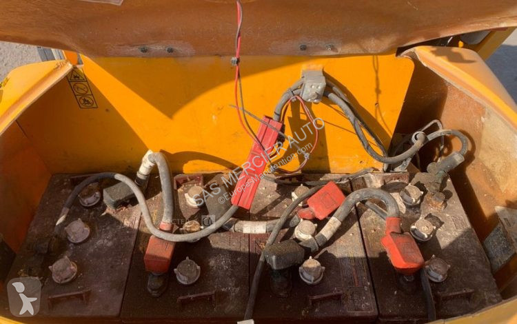 Nacelle JLG nacelle a mat vertical automotrice...