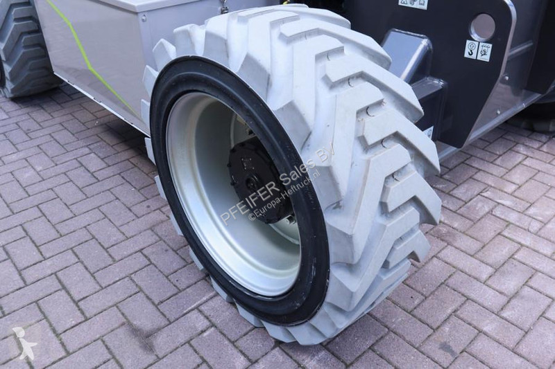 منصة تلسكوبية Zoomlion ZT26JE Fully Electric...