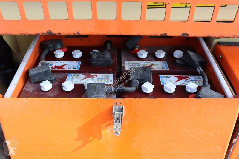 Piattaforma aerea JLG