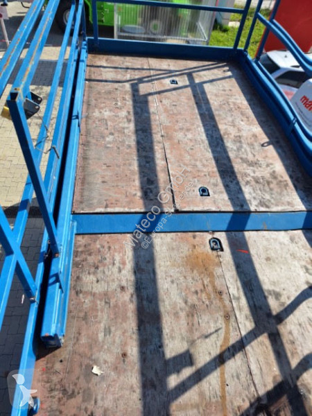 منصة تلسكوبية Hollandlift HL-220 D25 4WD/P/N