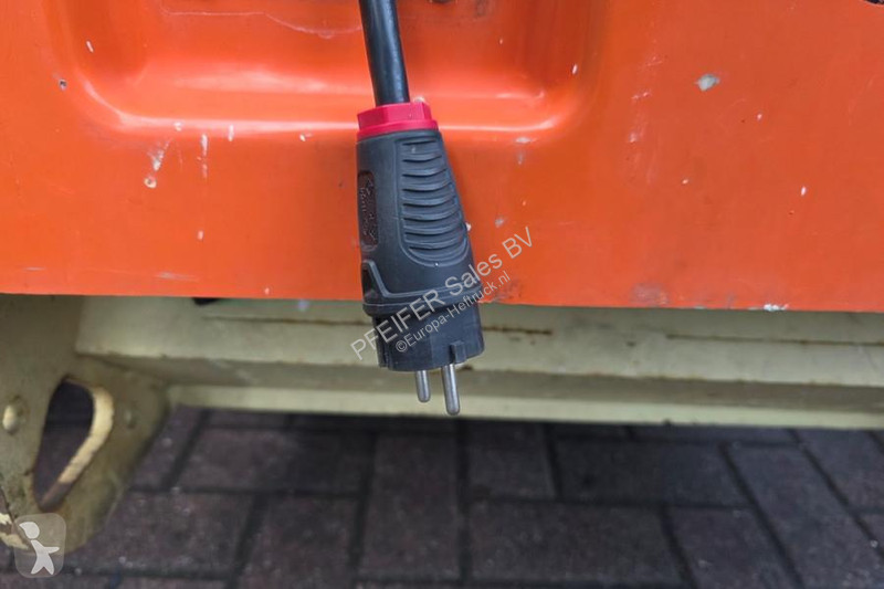 Vysokozdvižná plošina JLG M4069 Hybrid, 14.2m...