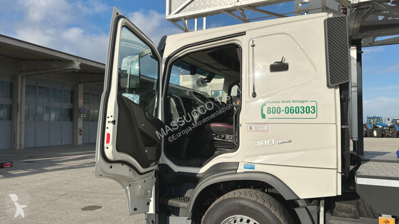 منصة تلسكوبية Volvo FM 11 BARIN 6x4