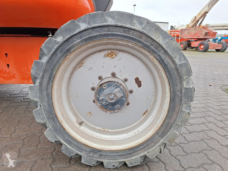 Plataforma elevadora JLG