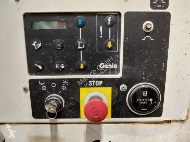 منصة تلسكوبية Genie GS3390