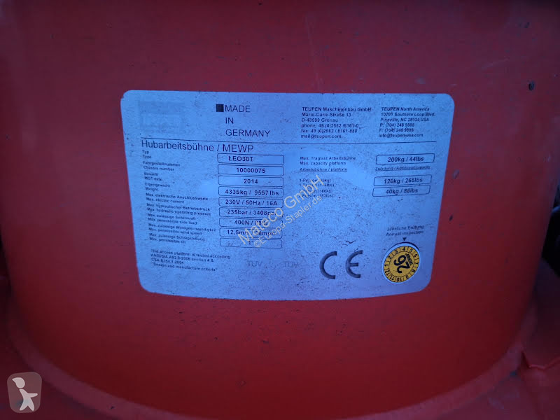 منصة تلسكوبية Teupen LEO 30 T