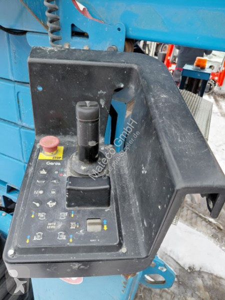 منصة تلسكوبية Genie GS4390